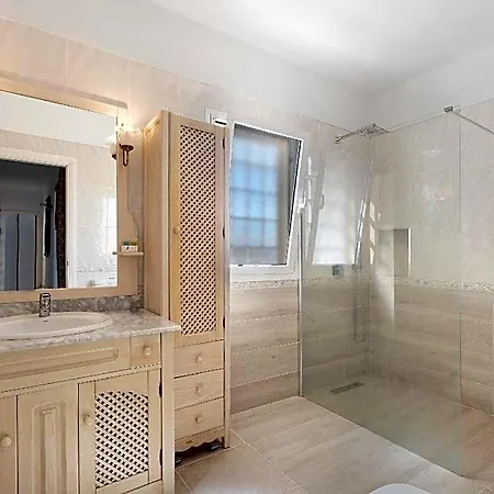 Agradable Casa Carla Pool Private 4* サンティアゴ・デ・コンポステーラ