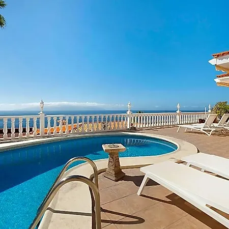 Agradable Casa Carla Pool Private サンティアゴ・デ・コンポステーラ