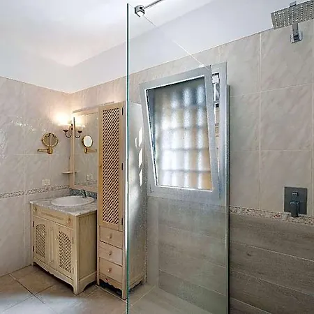 Agradable Casa Carla Pool Private ホテル サンティアゴ・デ・コンポステーラ
