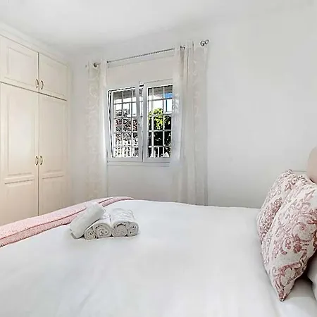ホテル Agradable Casa Carla Pool Private 4*